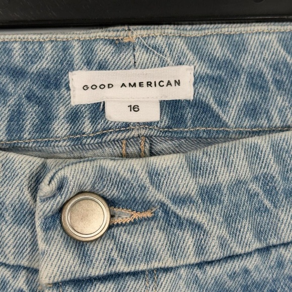 Good American Light Wash Stretch Mom Jean Size 16 High Rise Straight Leg Tapered - Picture 6 of 7